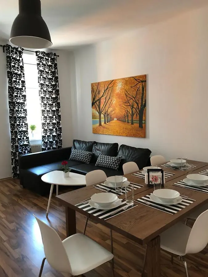Apartments Near Schoenbrunn Palace Vienna