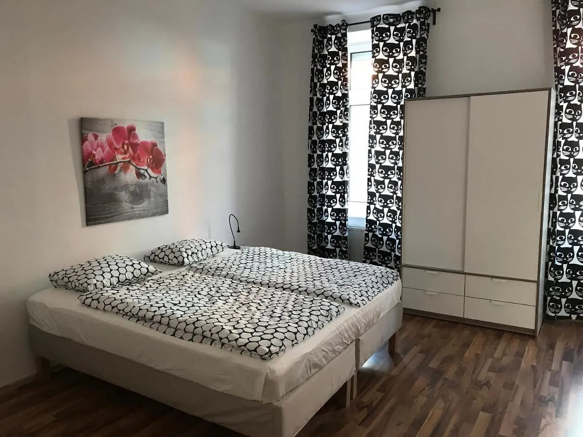 Apartments Near Schoenbrunn Palace Vienna